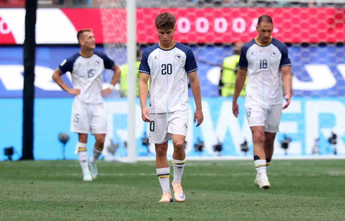 İsviçre, Bosna Hersek'i 4-1 yendi ve liderliğe yükseldi