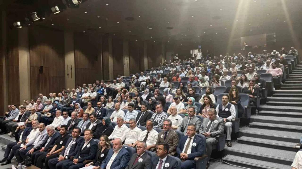 Fatih'te okul saldırılarında ölen öğretmenler için vefa programı