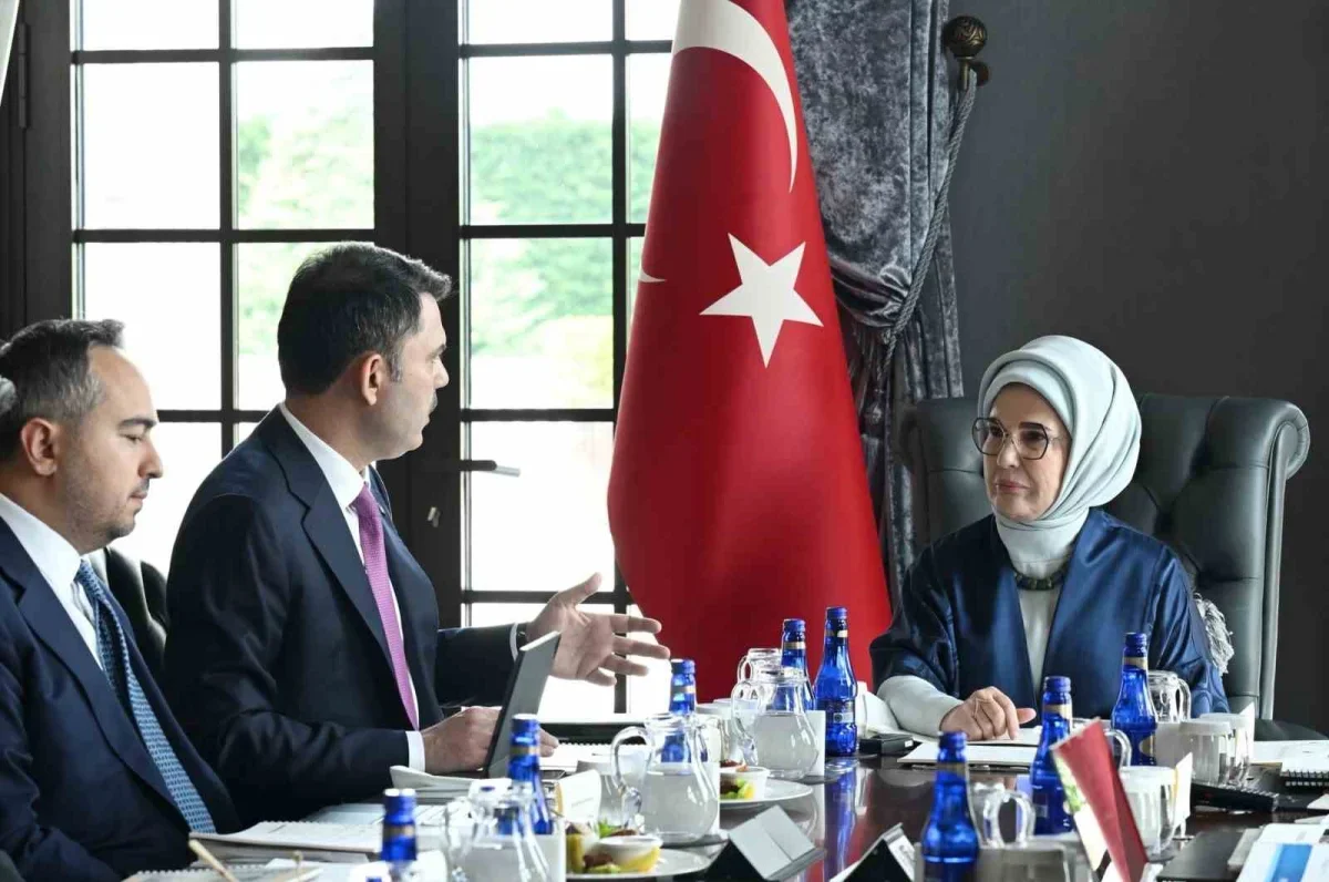 Bakan Kurum, Emine Erdoğan ile COP31 ve Sıfır Atık'ı görüştü