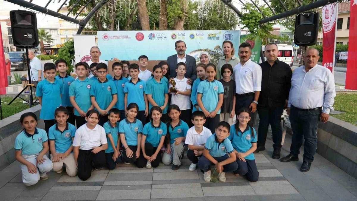 Gürsu'da atık yağ kampanyasında öğrenciler ödüllendirildi
