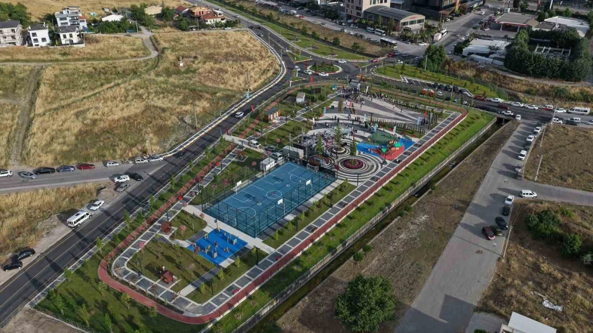 Balıkesir'de Şüheda Parkı törenle hizmete açıldı