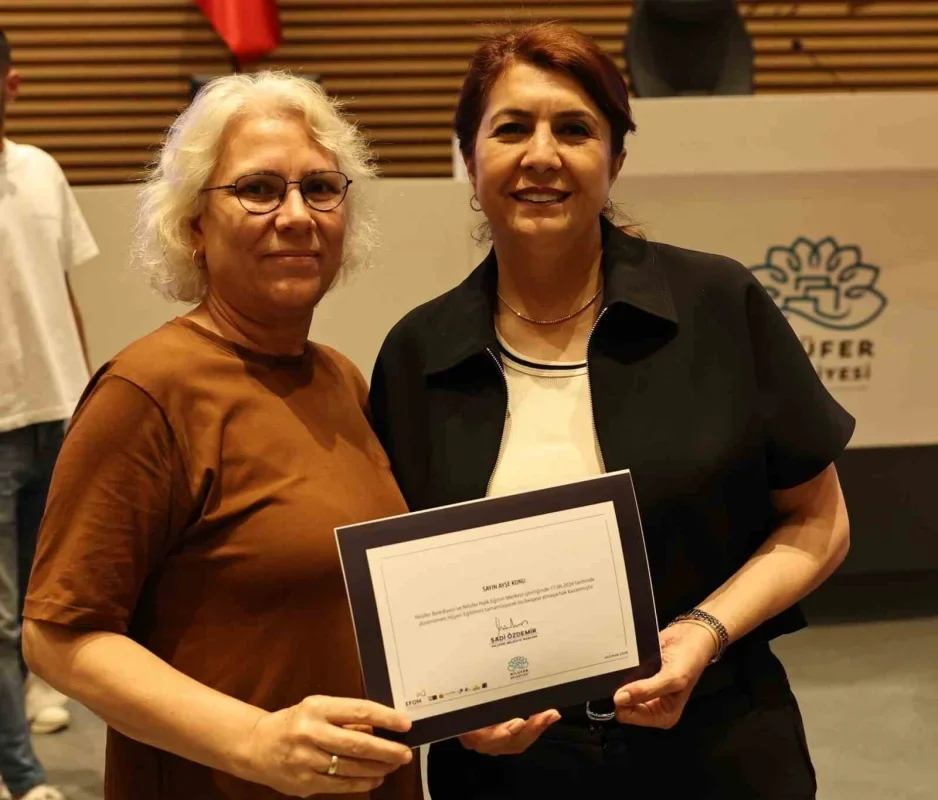Nilüfer'de kadınlara hijyen eğitimi sonrası sertifika