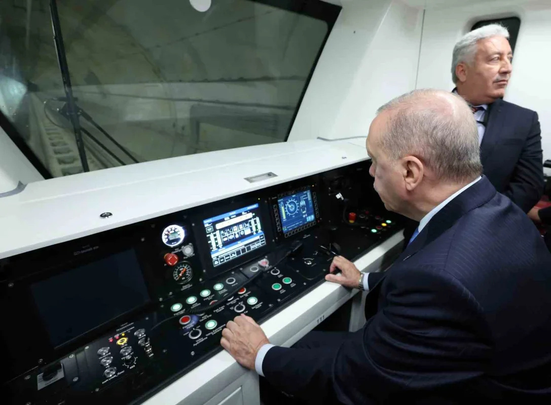 Erdoğan: İstanbul'u kaderine terk etmeyeceğiz