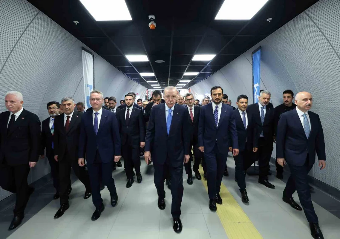Erdoğan: İstanbul'u kaderine terk etmeyeceğiz