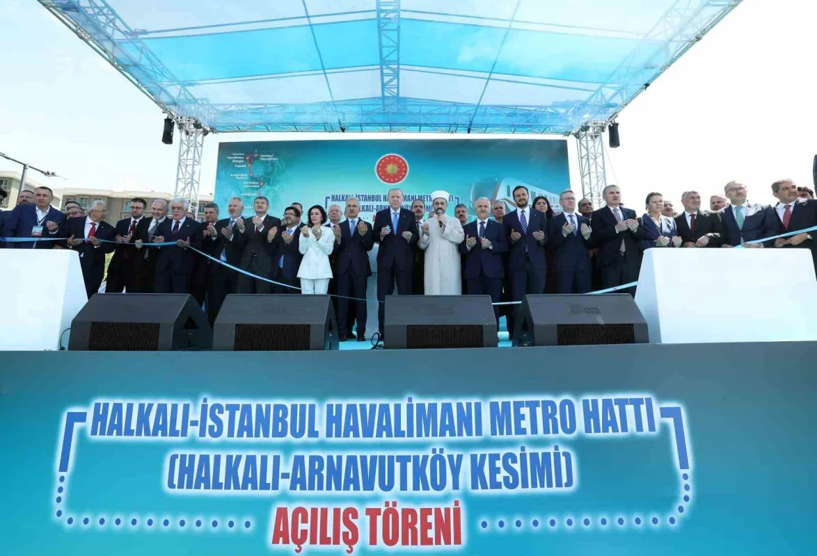 Erdoğan: İstanbul'u kaderine terk etmeyeceğiz
