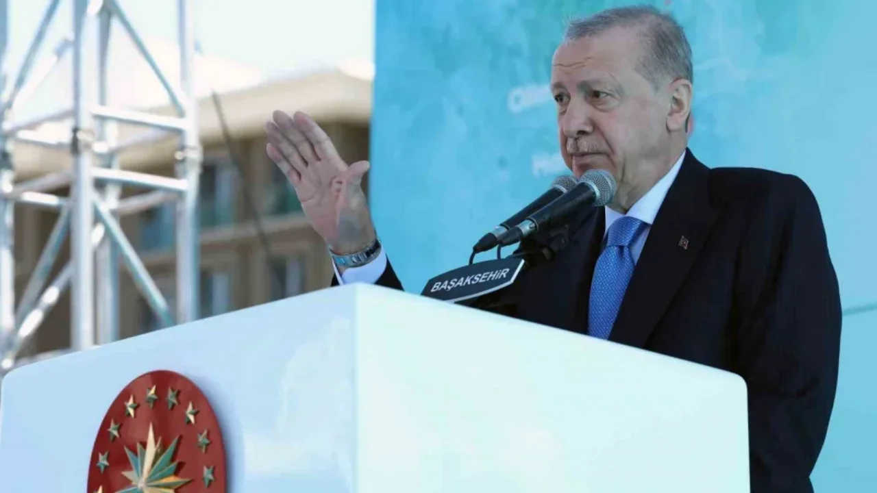 Erdoğan: İstanbul'u kaderine terk etmeyeceğiz