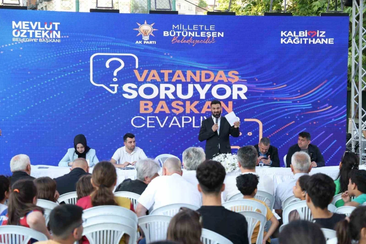 Kağıthane'de Başkan Öztekin mahalle sakinlerinin sorularını yanıtladı