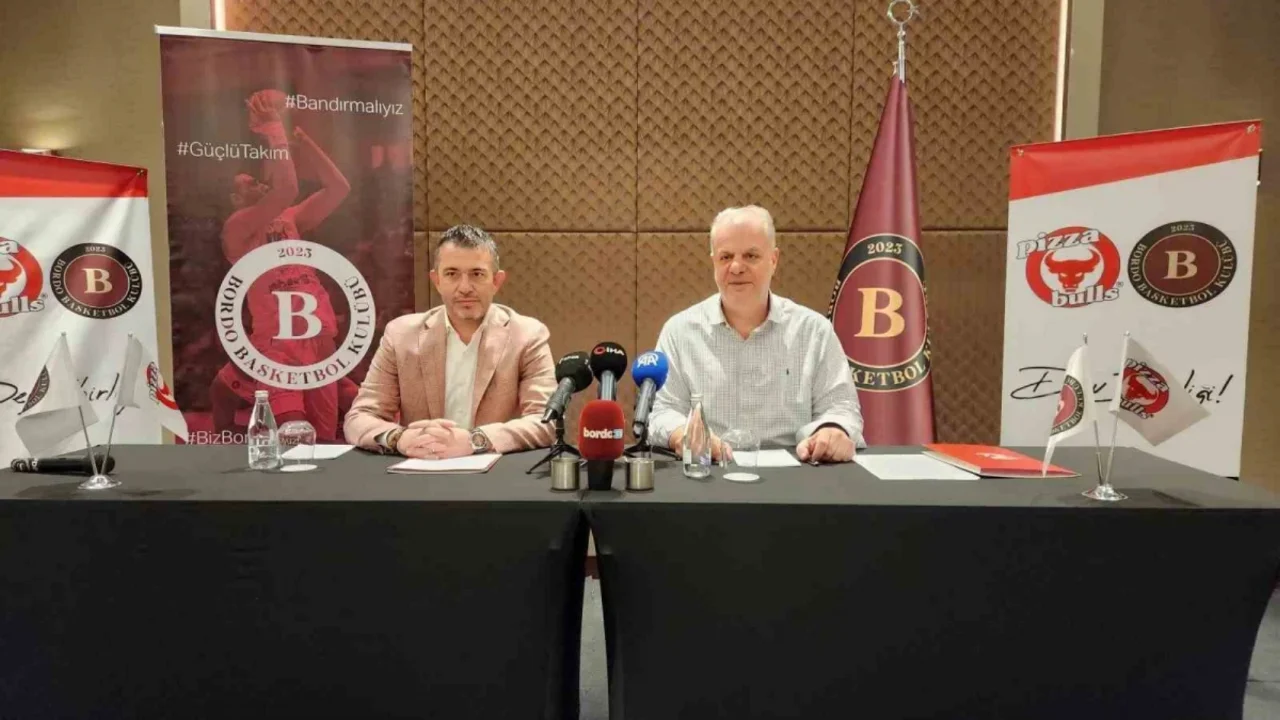 Bandırma Bordo Basketbol'a Pizza Bulls isim sponsoru oldu