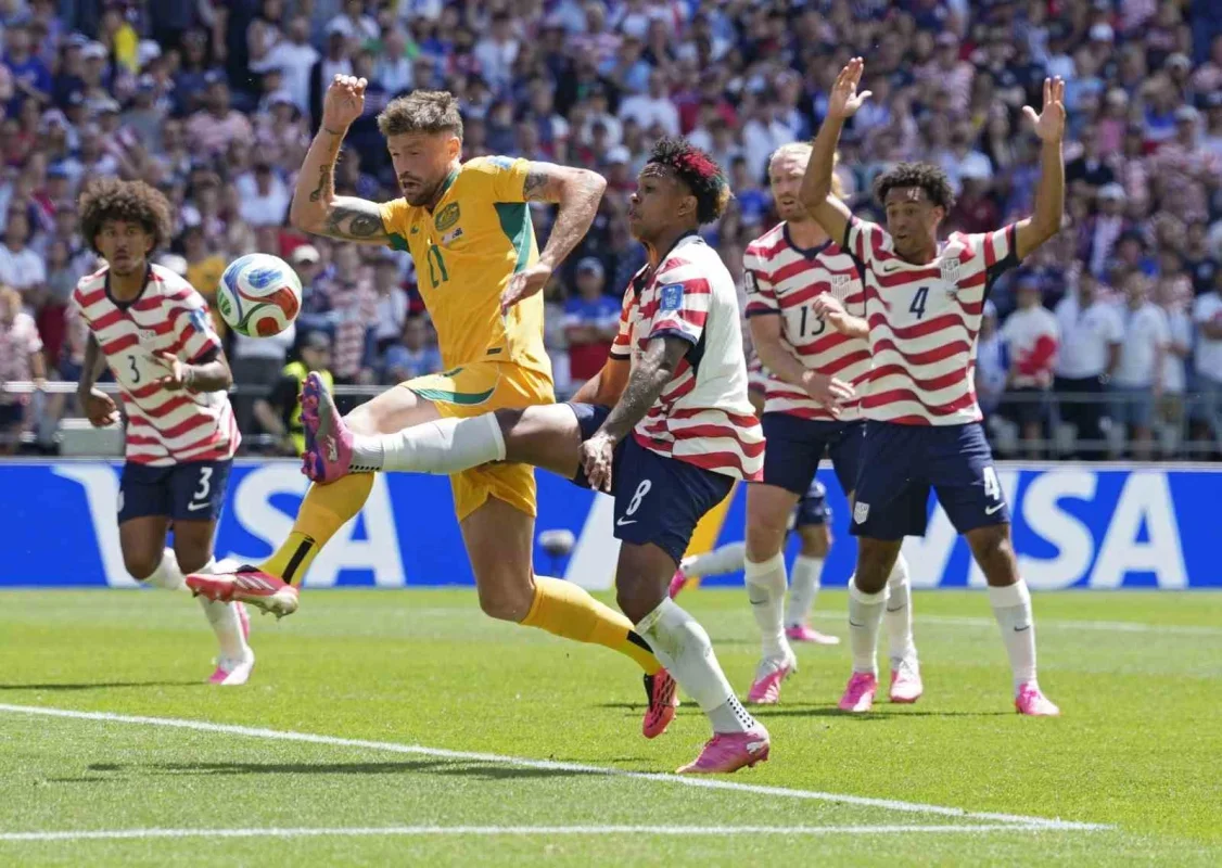 ABD, Dünya Kupası'nda Avustralya'yı 2-0 yenerek lider kaldı