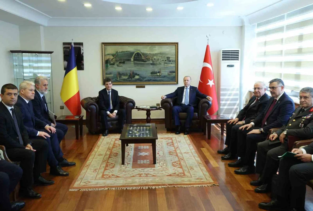 Erdoğan, Romanya Cumhurbaşkanı Dan ile bölgesel gelişmeleri görüştü