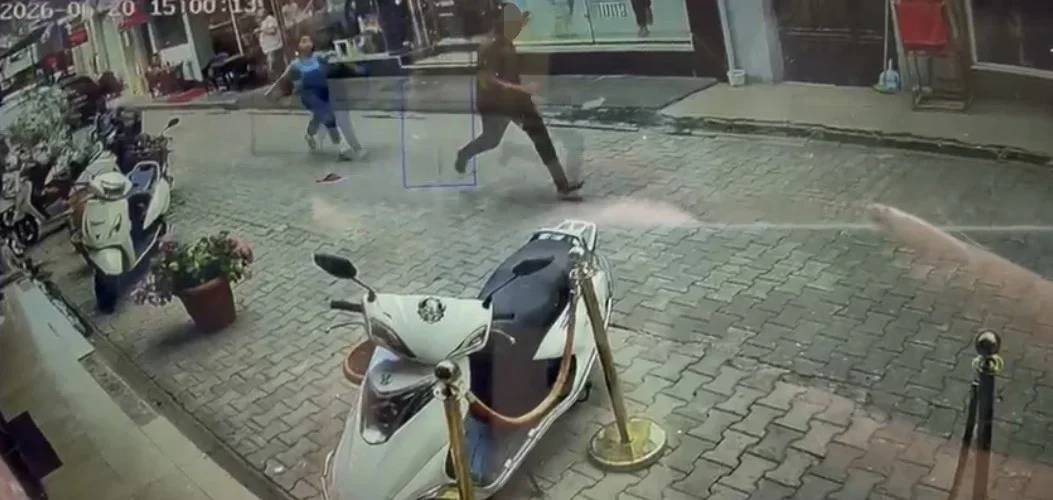 İznik'te televizyon hırsızlığı şüphelisi 5 sokak sonra yakalandı