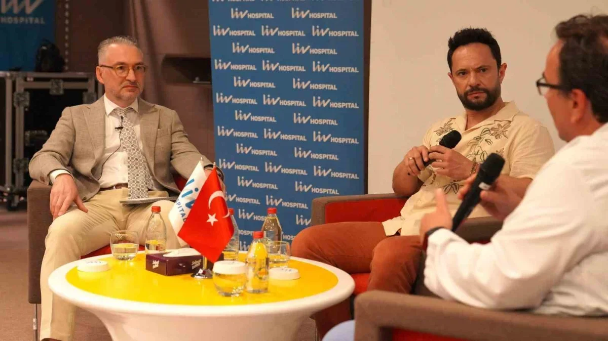 Özgün, Liv Hospital Ulus'ta Babalar Günü etkinliğine katıldı