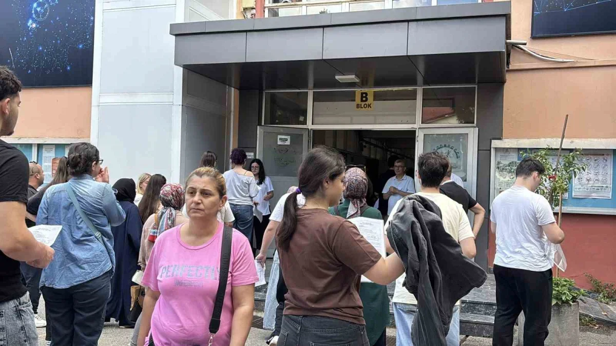 Kocaeli'de YKS heyecanı: Öğrenciler ilk bine girmeyi hedefliyor