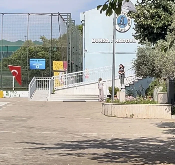 YKS'ye 10 saniye geç kalan öğrenci Bursa'da sınava alınmadı