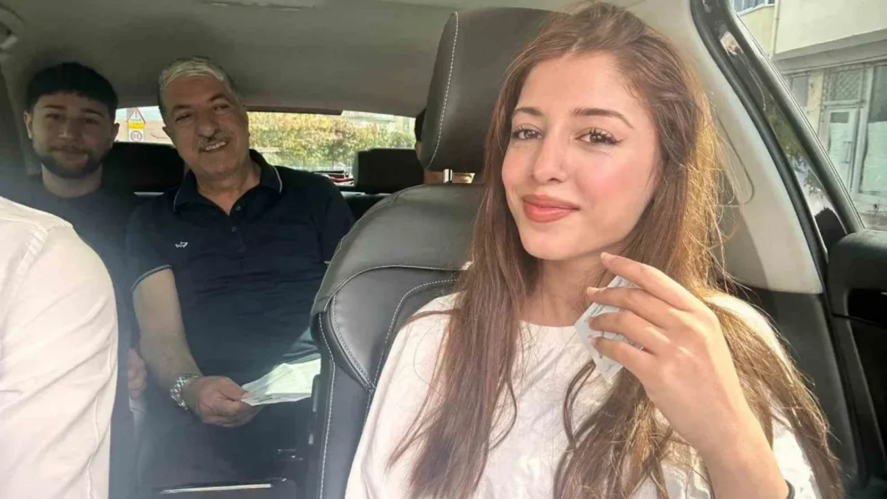 Dilovası'nda öğrenciler sınava belediye başkanının aracıyla yetişti