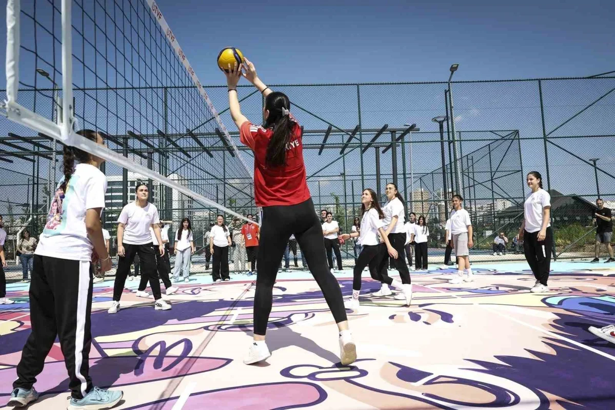 Ankara'da VNL Legacy Court sahası açıldı