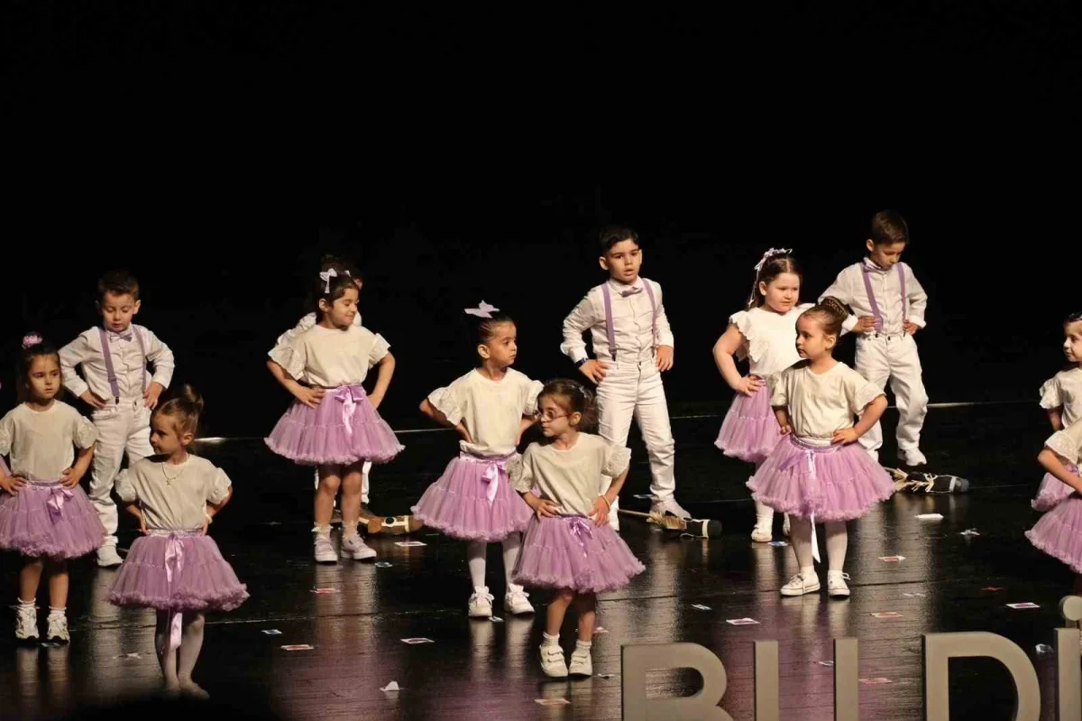 Bursa Yuvam Çocuk Etkinlik Merkezleri'nde yıl sonu gösterisi