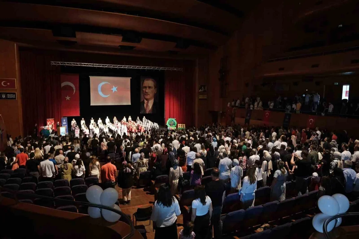 Bursa Yuvam Çocuk Etkinlik Merkezleri'nde yıl sonu gösterisi