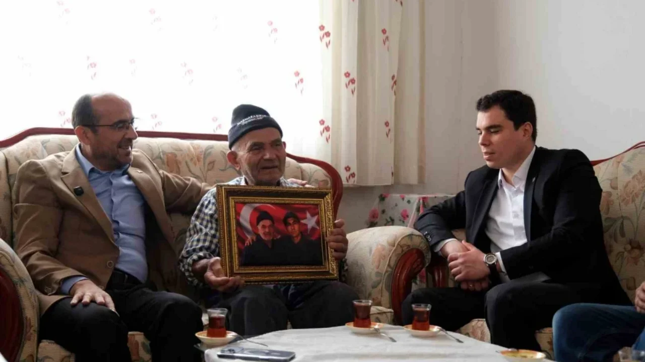 Babalar Günü'nde Orhaneli'de şehit ailelerine anlamlı ziyaret