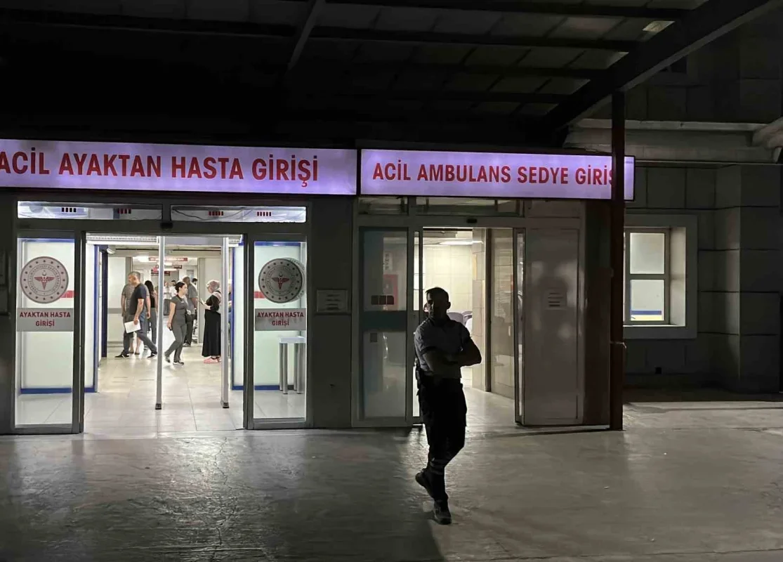 Bursa Yıldırım'da kahvehanede tartışma kanlı bitti: 2 yaralı