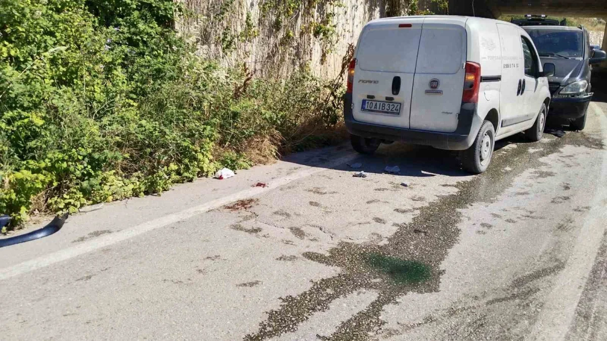 Erdek'te alt geçitte trafik kazası: 1 kişi yaralandı