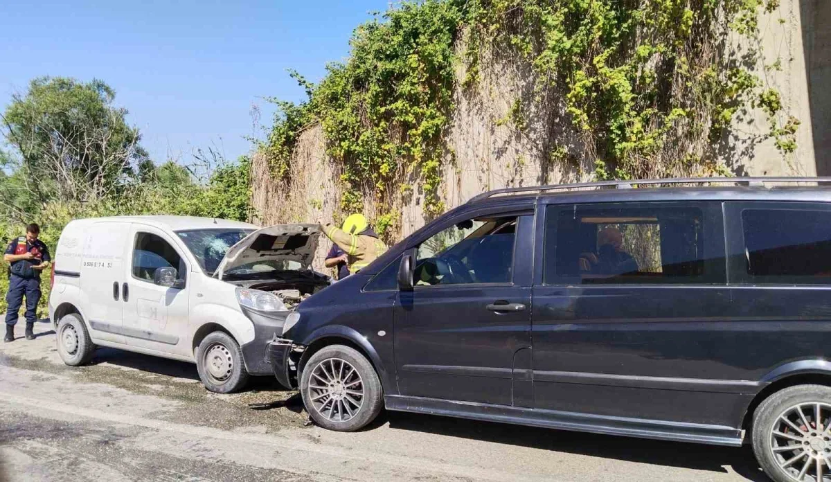 Erdek'te alt geçitte trafik kazası: 1 kişi yaralandı