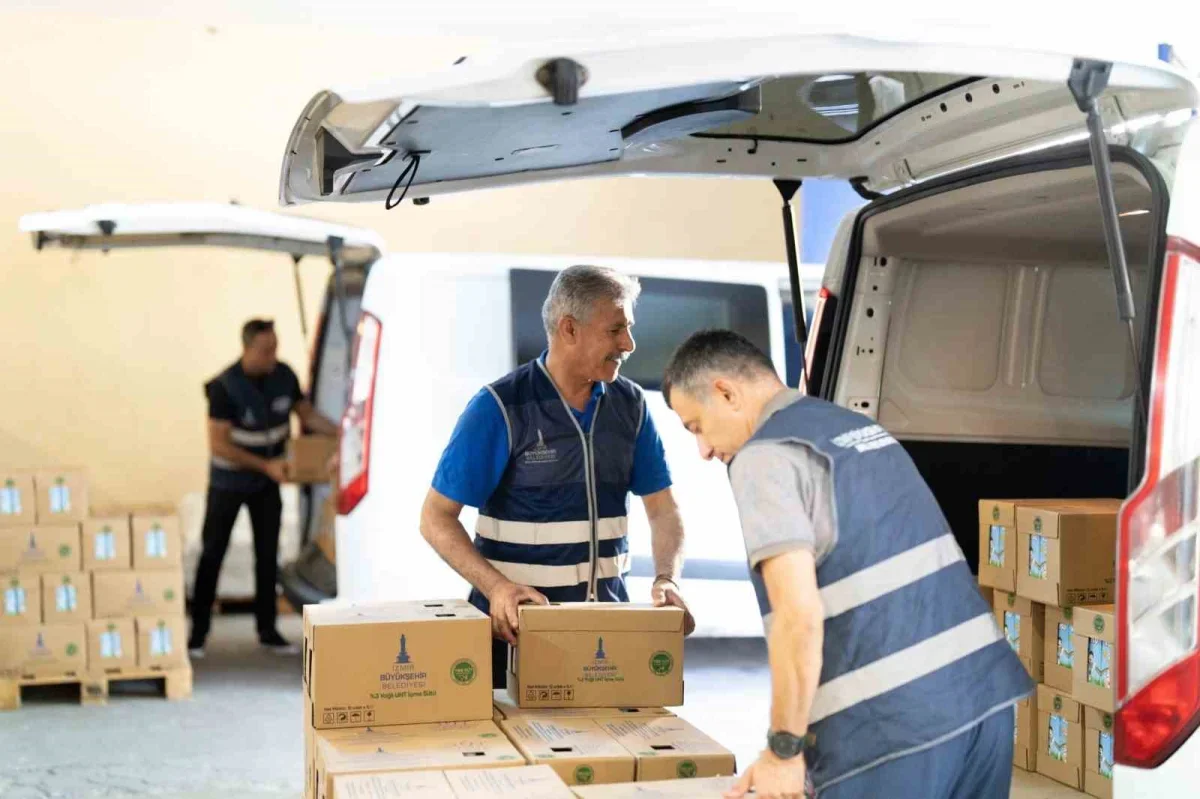 İzmir'de Süt Kuzusu desteği başladı: 2-5 yaşa aylık 8 litre süt