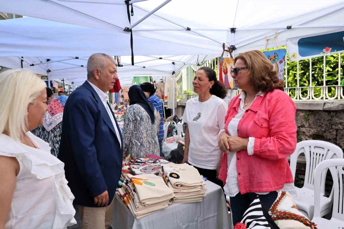 Osmangazi'de Kadın Girişimciler Sokağı Babalar Günü'nde açıldı