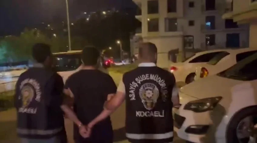 Kocaeli'de 38 yıl hapis cezası olan firari koçbaşıyla yakalandı