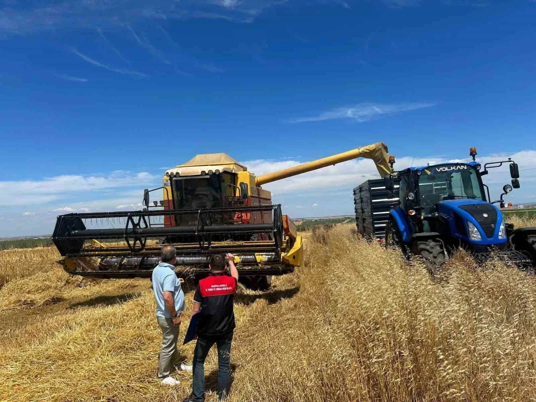 Kırklareli'nde hasat döneminde biçerdöver denetimleri sürüyor