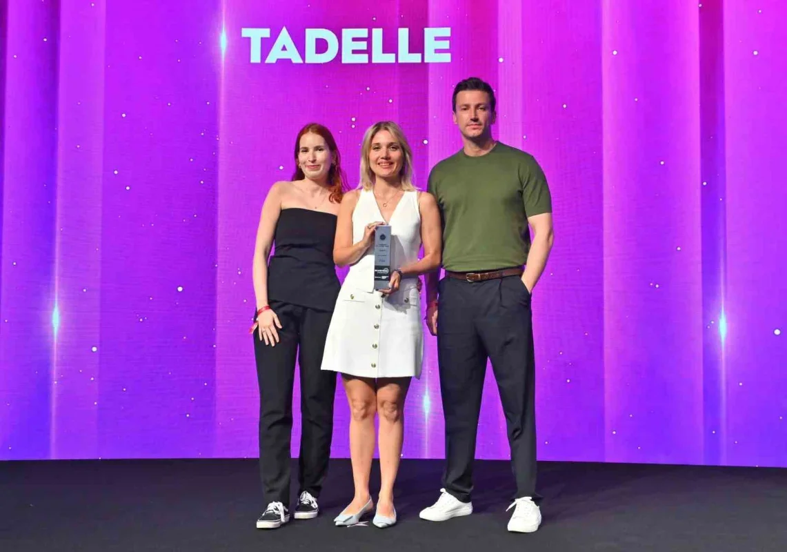 Brandverse Awards'ta Tadelle'ye Veri Analitiği ödülü