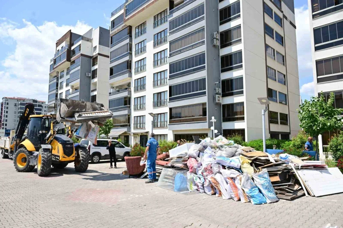 Yıldırım Belediyesi, yangından etkilenen 6 daireye destek verdi