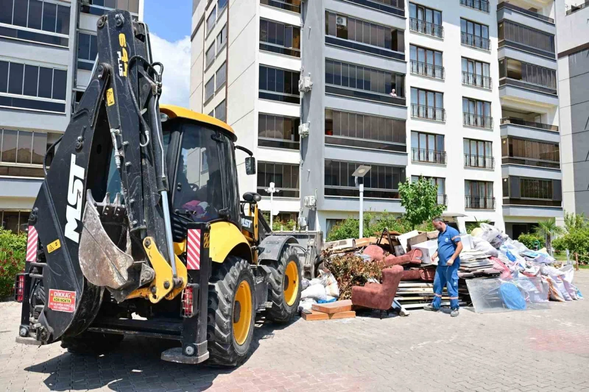 Yıldırım Belediyesi, yangından etkilenen 6 daireye destek verdi