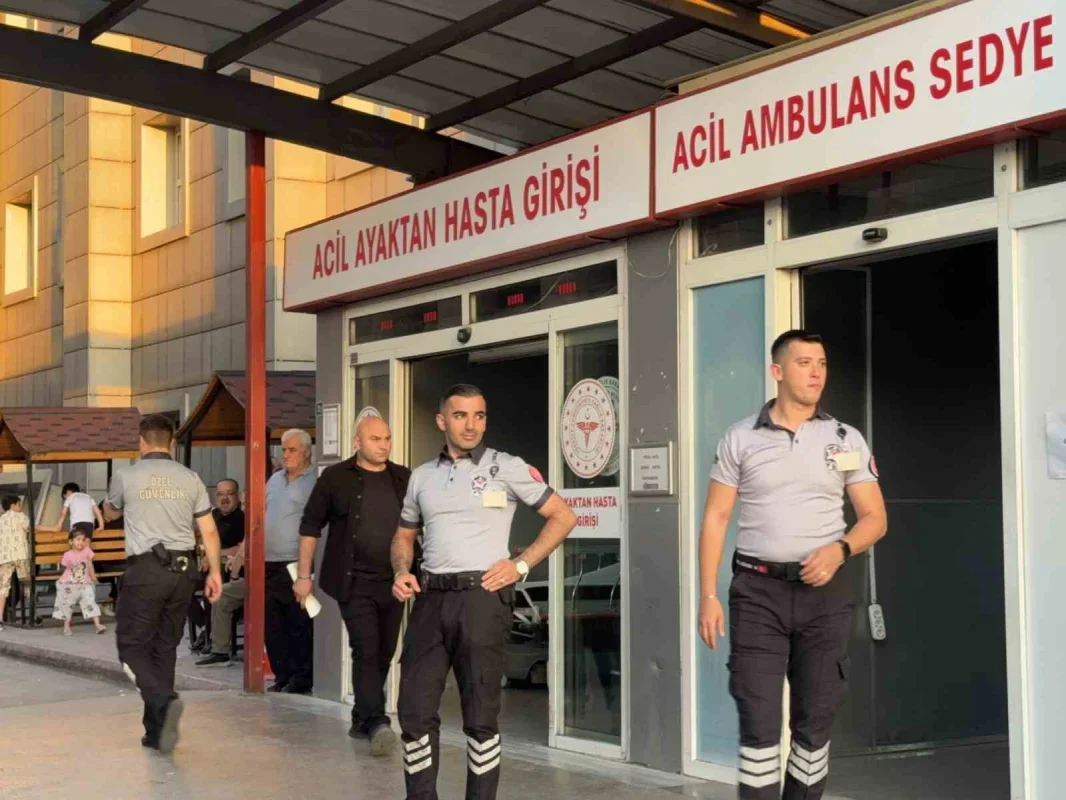 Bursa'da iş yerine gelen şüpheli tartıştığı kişiyi ayağından vurdu