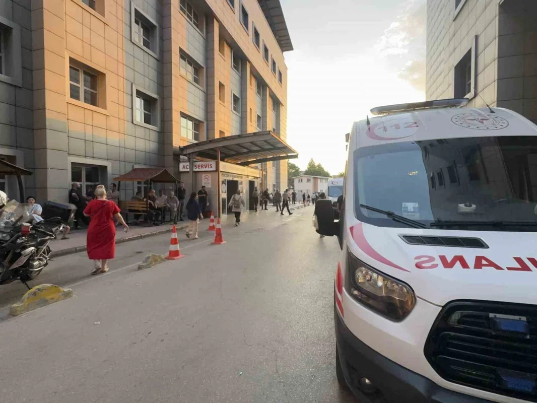 Bursa'da iş yerine gelen şüpheli tartıştığı kişiyi ayağından vurdu