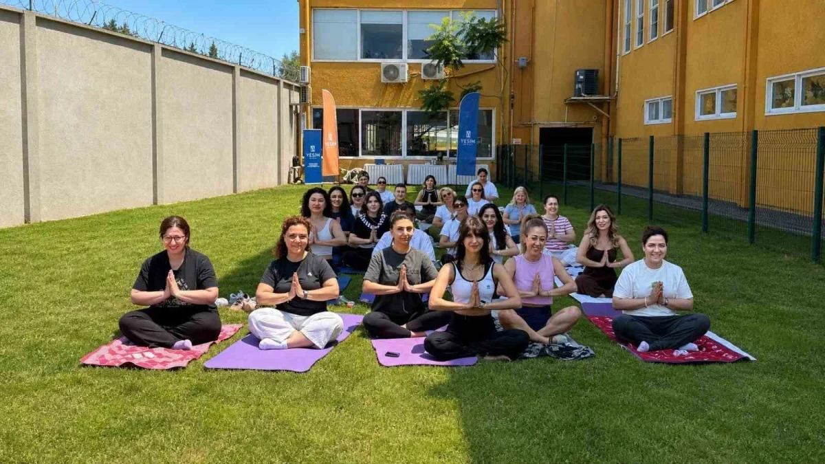Yeşim Grup, Bursa'da çalışanlarına dinlendirici yoga molası sundu
