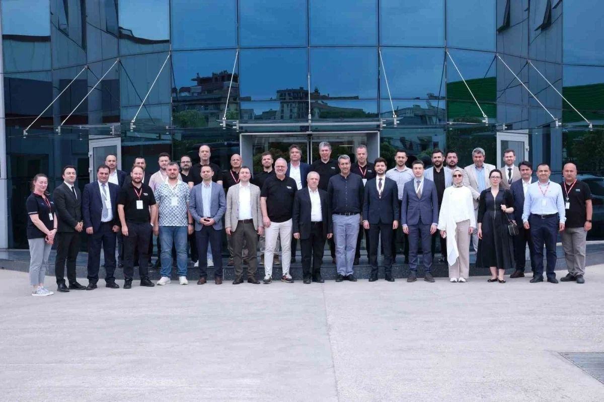 Vestel Mobilite ve Chint Power enerji depolama turu düzenledi