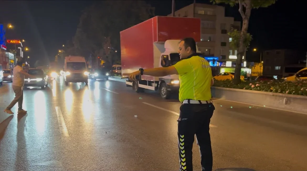 Bursa Osmangazi'de kamyonet motosiklete çarptı: 1 ölü