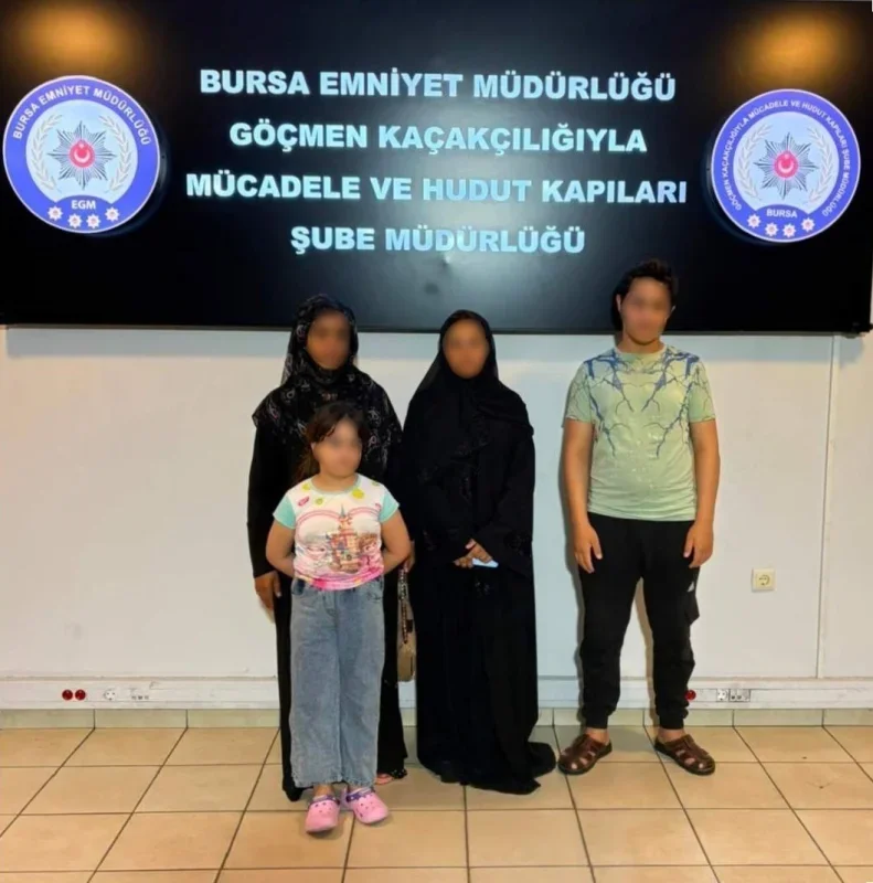 Bursa'da düzensiz göç denetimi: 3 bin 25 kişi sorgulandı
