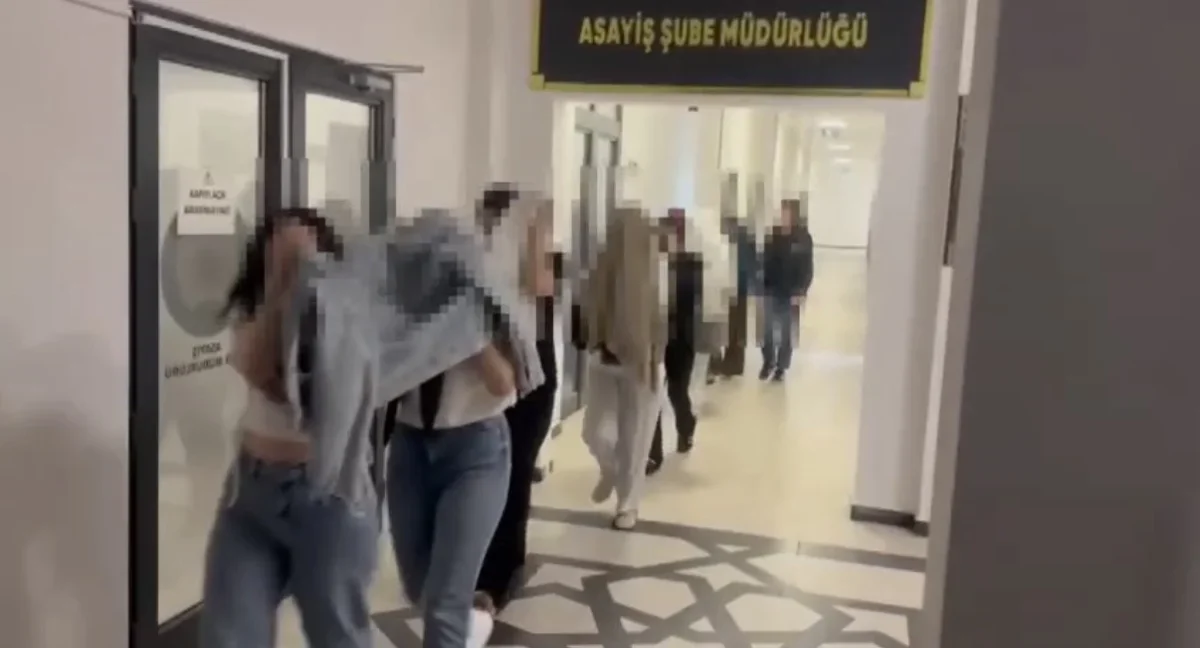 Kocaeli merkezli fuhuş operasyonunda 18 şüpheli gözaltında
