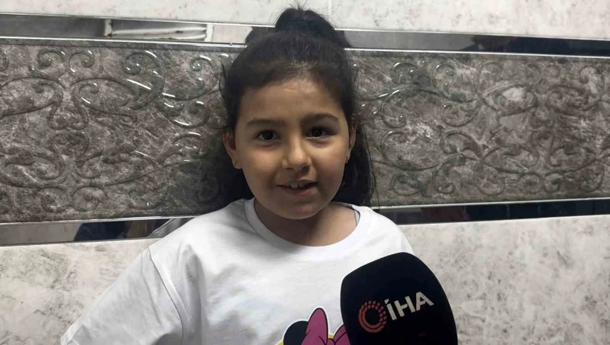 Tekirdağ'da 7 yıldır banyoda kırlangıçlarla yaşıyorlar