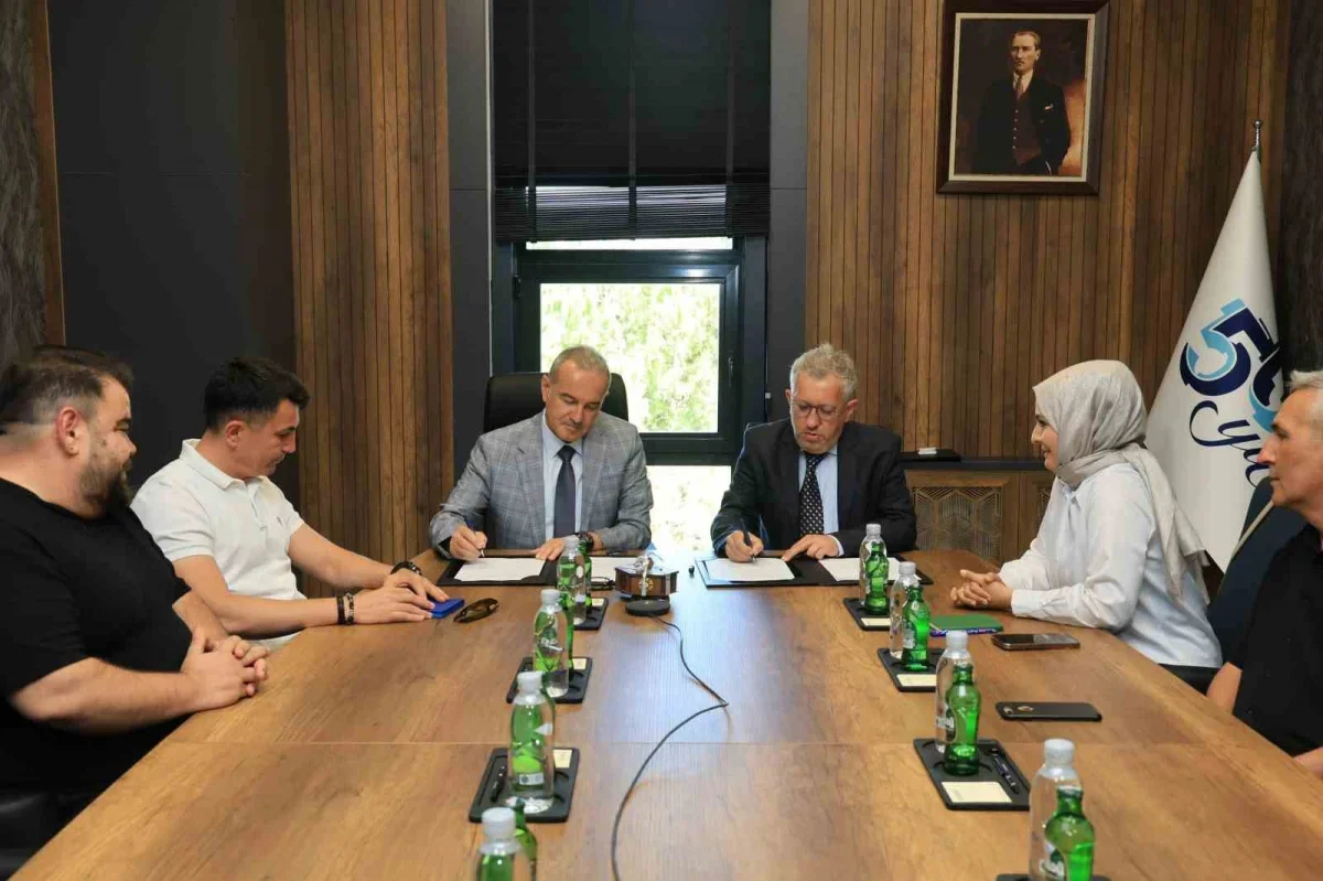 BUÜ'de atık piller işitme engellilere destek olacak