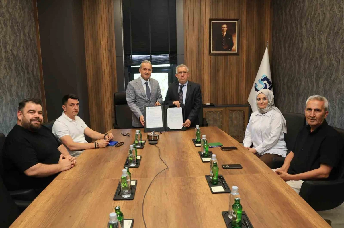 BUÜ'de atık piller işitme engellilere destek olacak