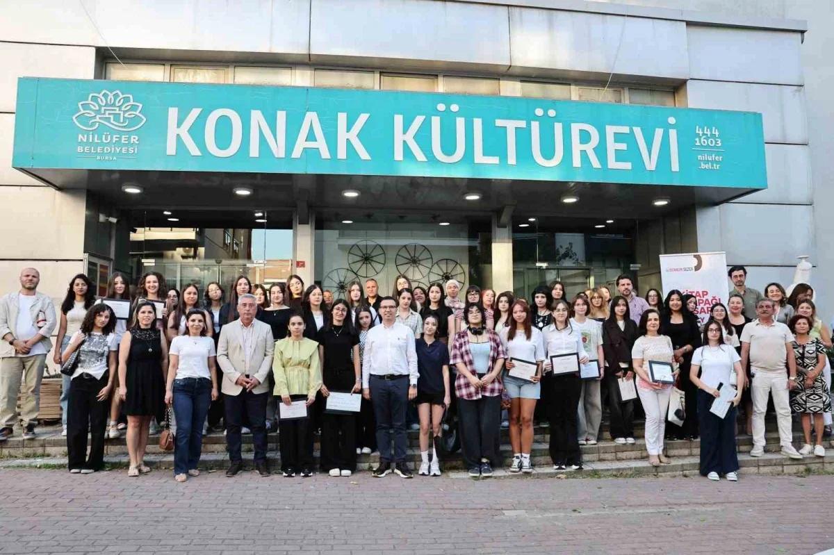 Liselerarası Kitap Kapağı Yarışması'nda kazananlar açıklandı