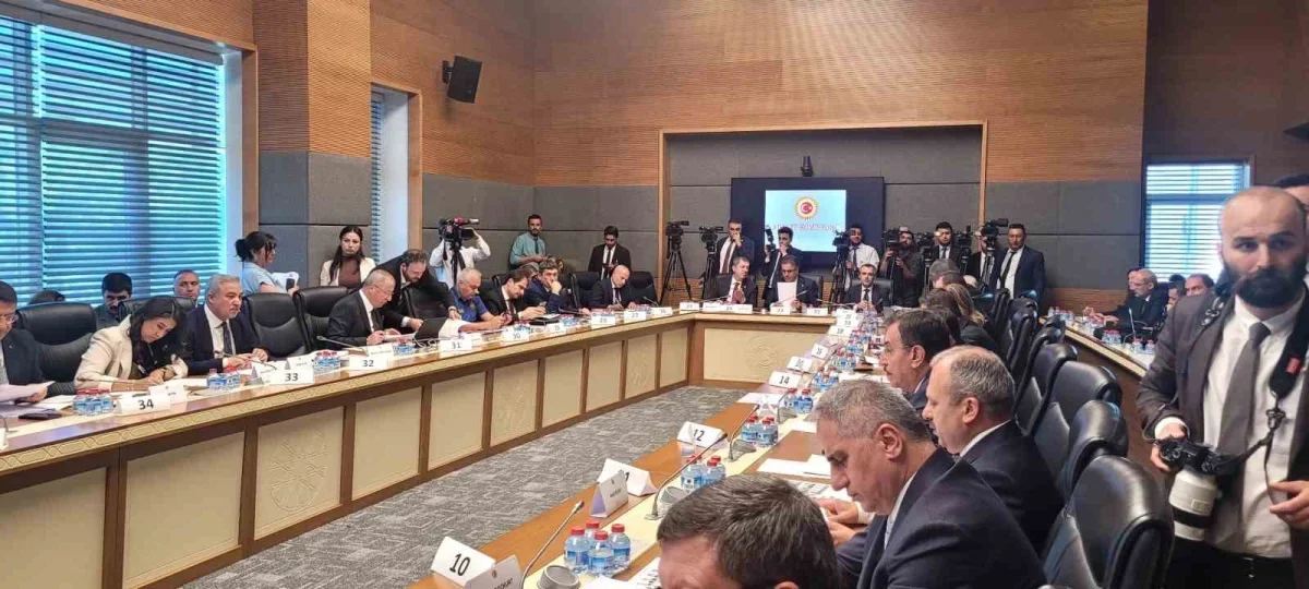12. Yargı Paketi TBMM Adalet Komisyonu'nda görüşülüyor