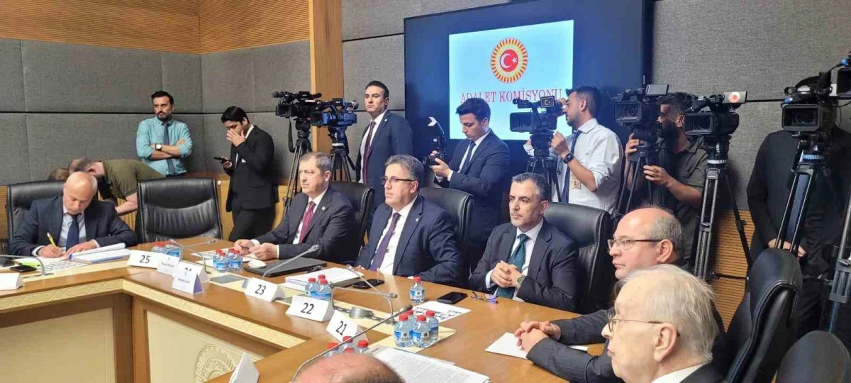 12. Yargı Paketi TBMM Adalet Komisyonu'nda görüşülüyor