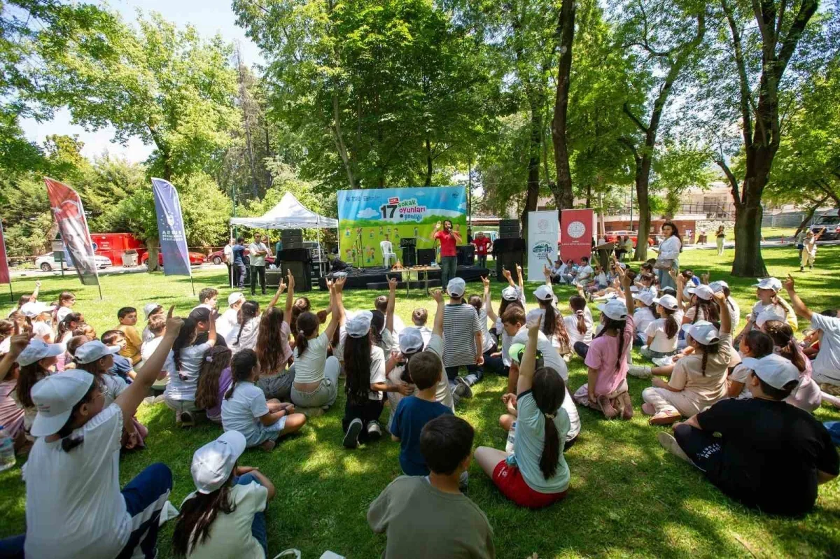 Bursa'da 400 öğrenci sokak oyunları şenliğinde buluştu