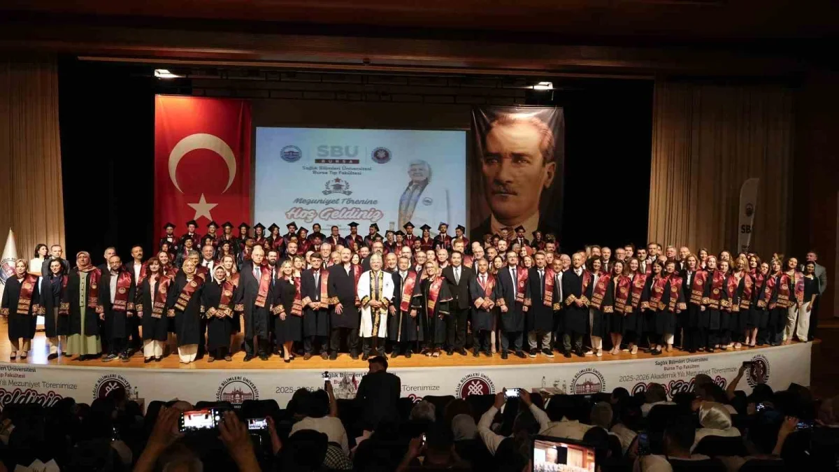 Bursa Tıp Fakültesi ilk mezunlarını verdi: 43 hekim