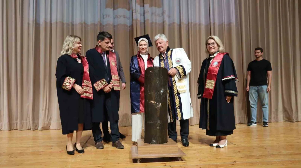 Bursa Tıp Fakültesi ilk mezunlarını verdi: 43 hekim