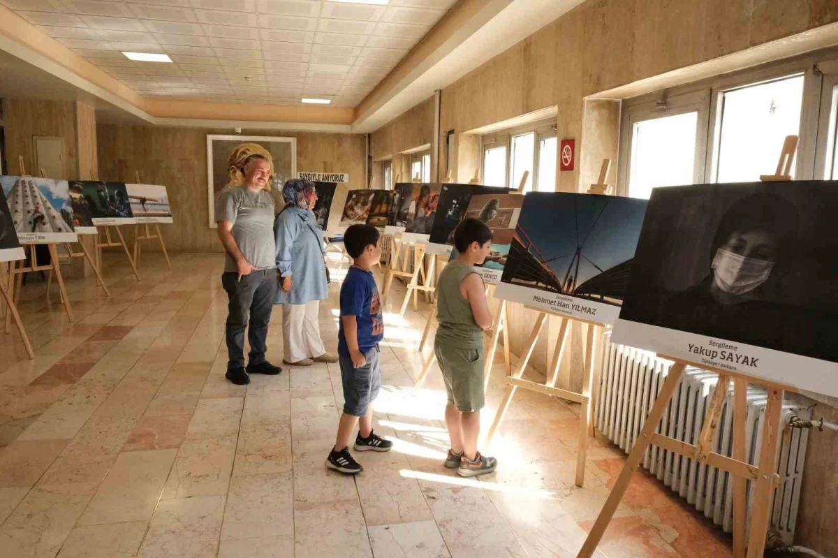 BUÜ Hastanesi'nde kadın sağlığına fotoğraf sergisiyle vurgu